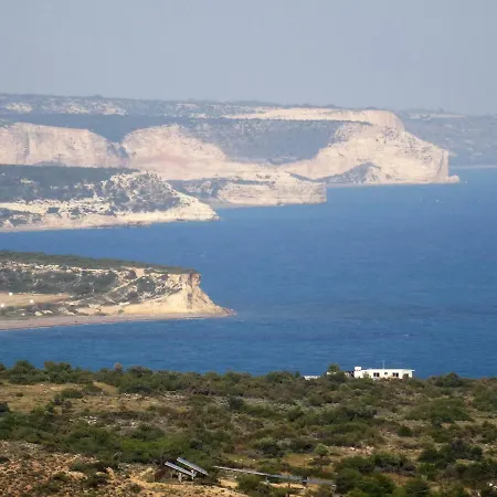 Prodhromos Villas *